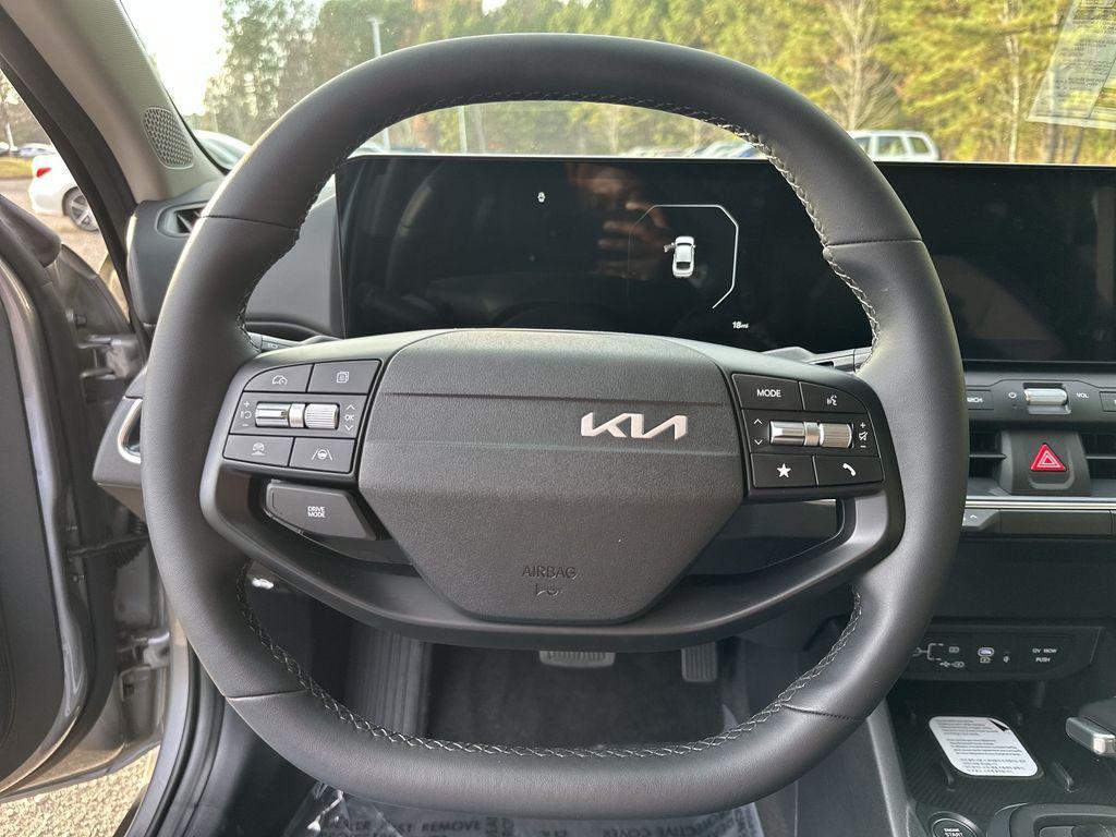 new 2025 Kia K4 car, priced at $24,601