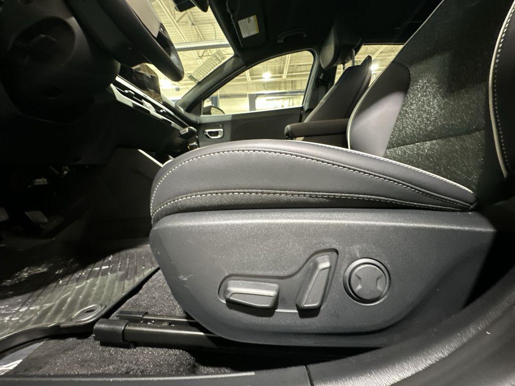 new 2025 Kia K4 car, priced at $24,555