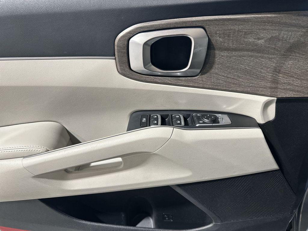 used 2021 Kia Sorento car, priced at $21,499