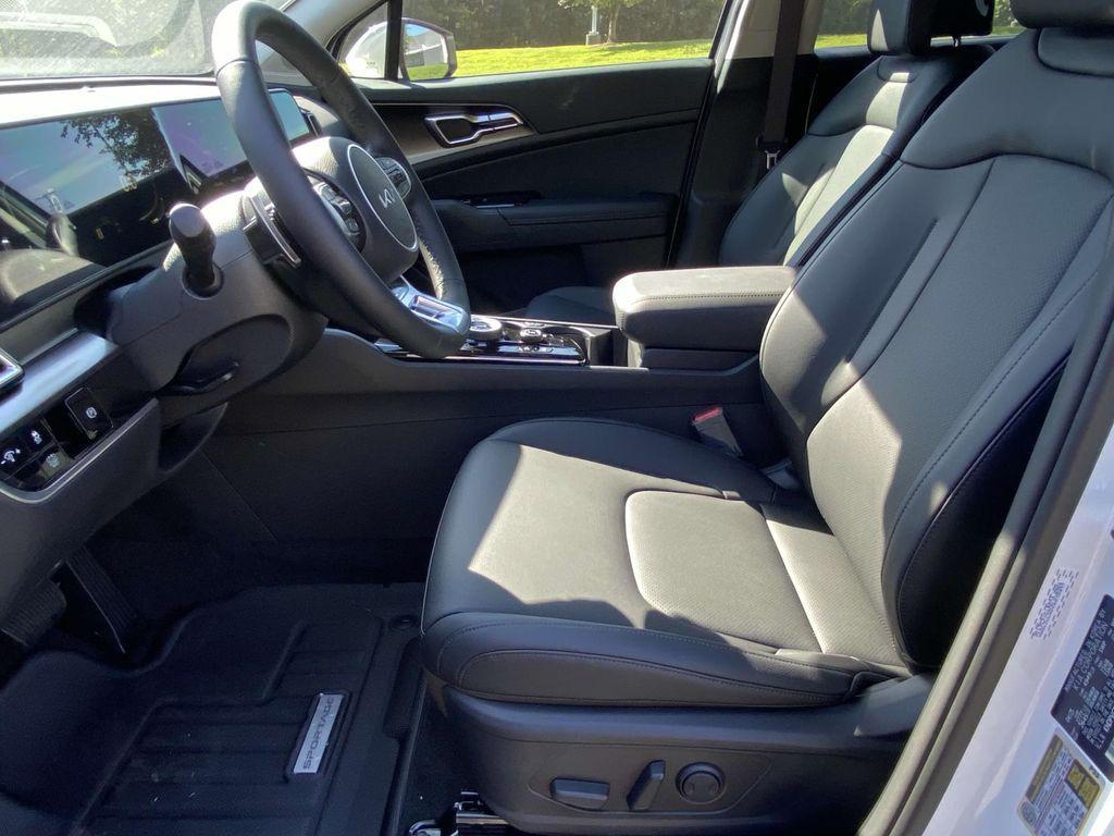 new 2025 Kia Sportage Hybrid car, priced at $29,507