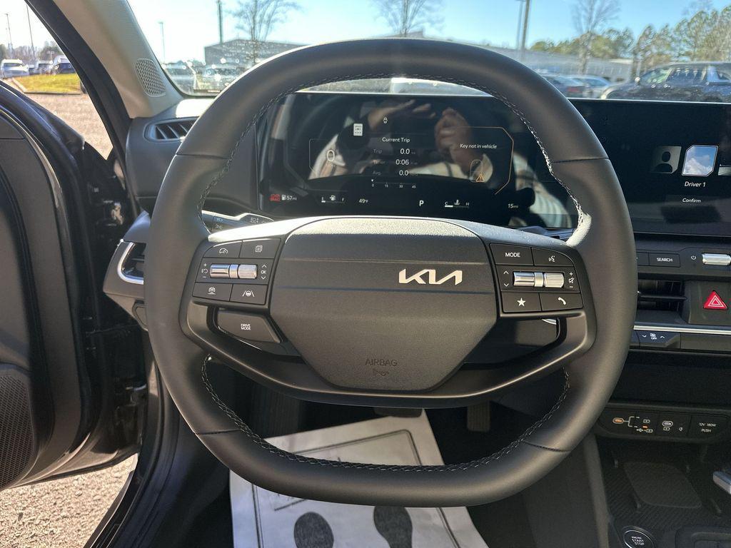 new 2025 Kia K4 car, priced at $25,380