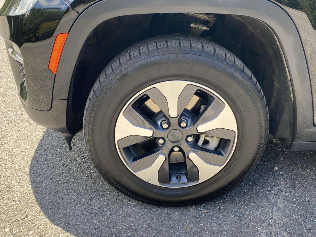 used 2024 Jeep Grand Cherokee 4xe car, priced at $24,288