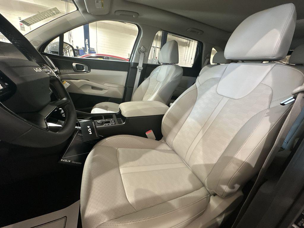 new 2026 Kia Sorento car, priced at $36,445