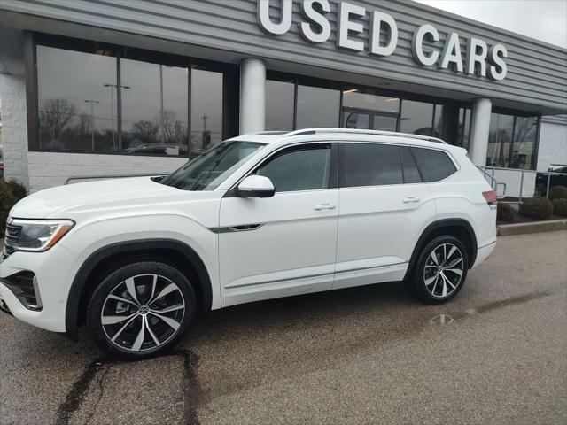 used 2024 Volkswagen Atlas car, priced at $43,450