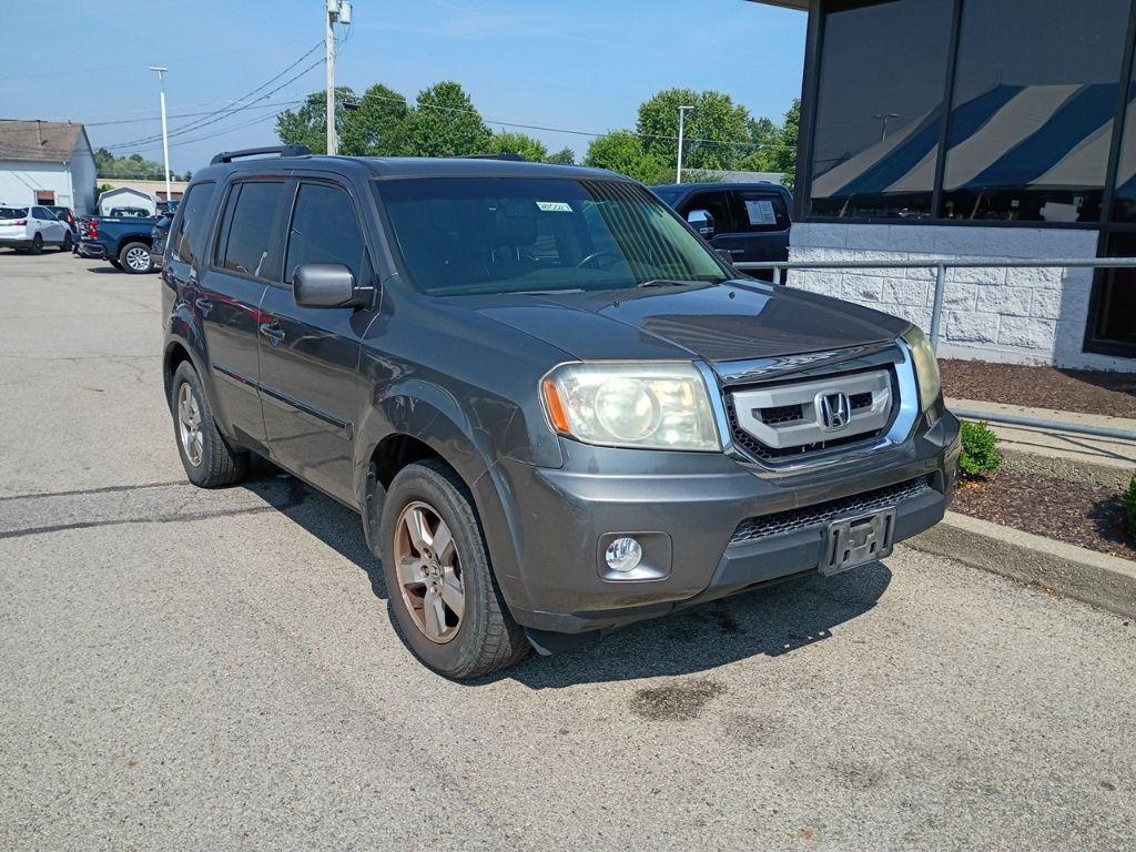 used 2011 Honda Pilot car, priced at $3,975