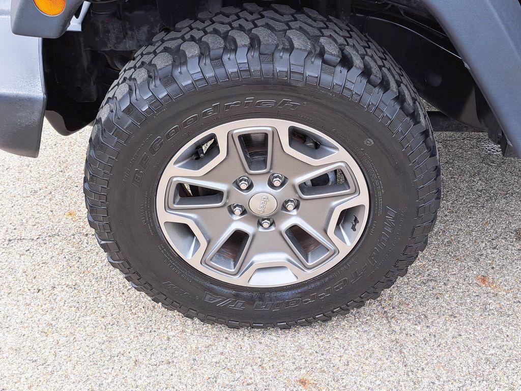 used 2015 Jeep Wrangler car, priced at $19,950