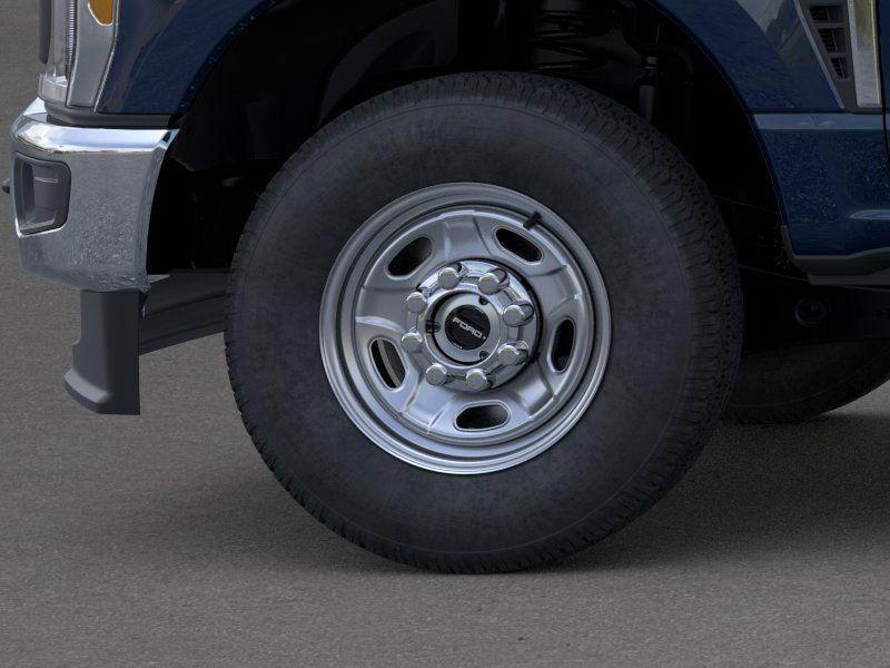 new 2025 Ford F-250 car, priced at $52,368