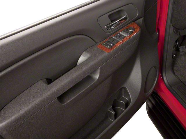 used 2010 Chevrolet Avalanche car, priced at $10,950