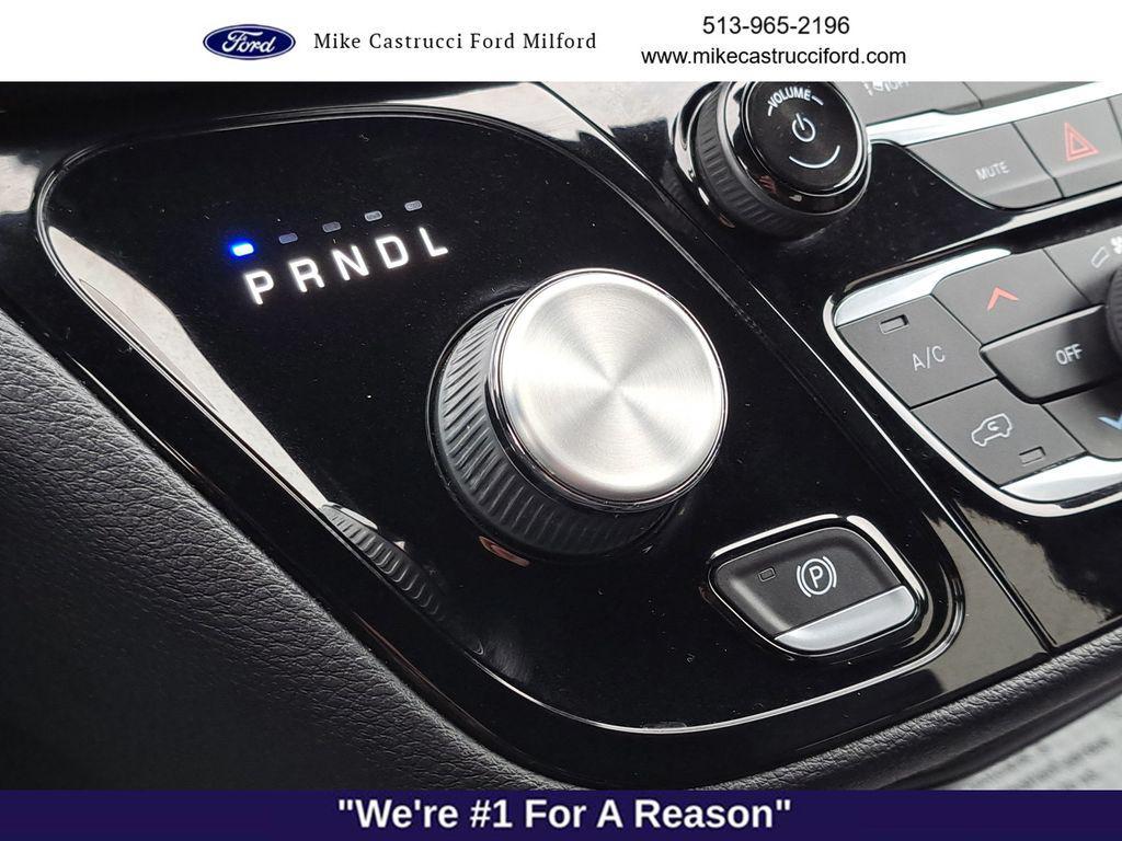 used 2022 Chrysler Pacifica Hybrid car, priced at $32,450