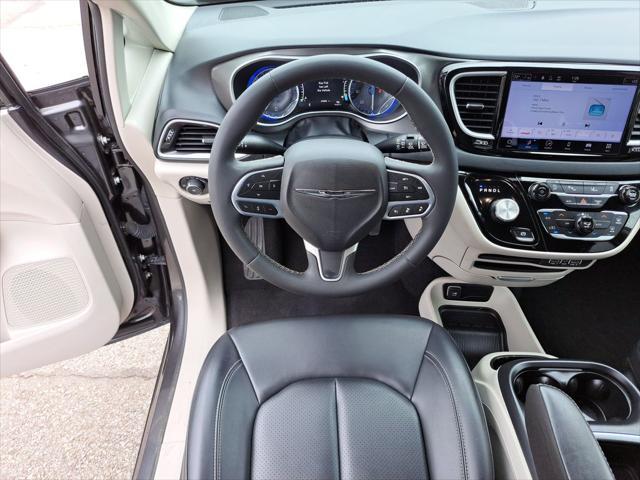 used 2023 Chrysler Pacifica car, priced at $26,250