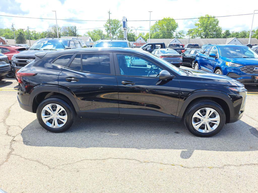 used 2024 Chevrolet Trax car, priced at $20,950