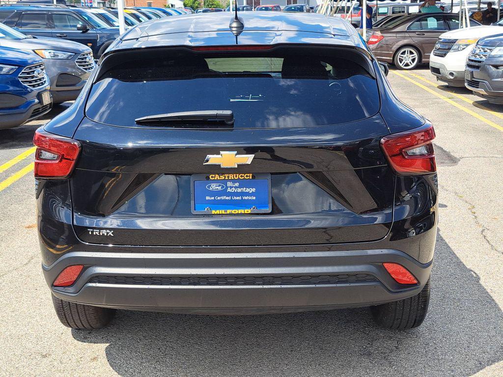 used 2024 Chevrolet Trax car, priced at $20,950