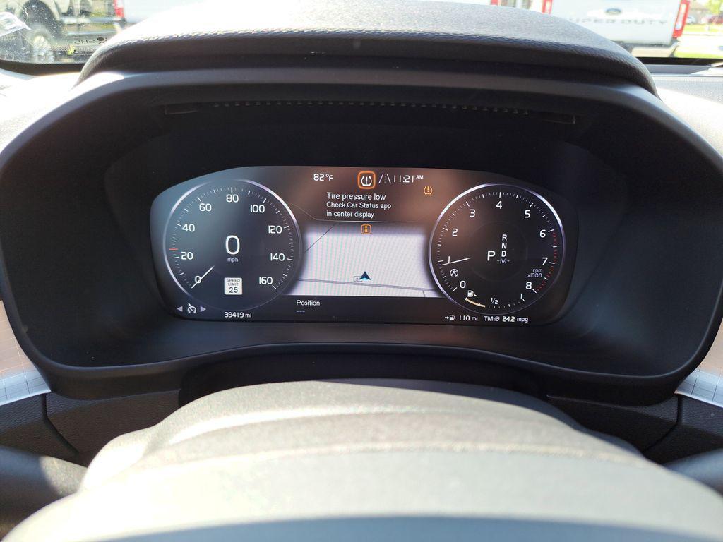 used 2020 Volvo XC40 car, priced at $26,250