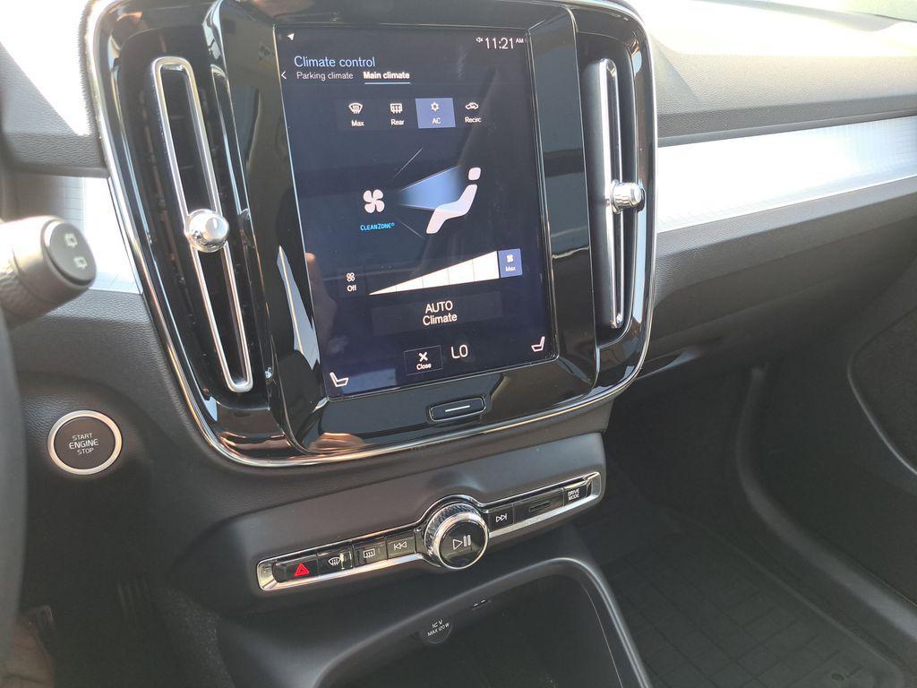 used 2020 Volvo XC40 car, priced at $26,250