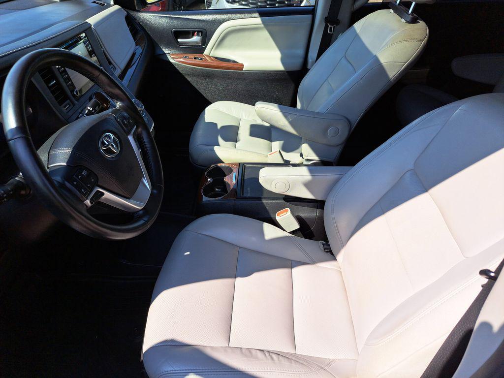 used 2018 Toyota Sienna car, priced at $16,950