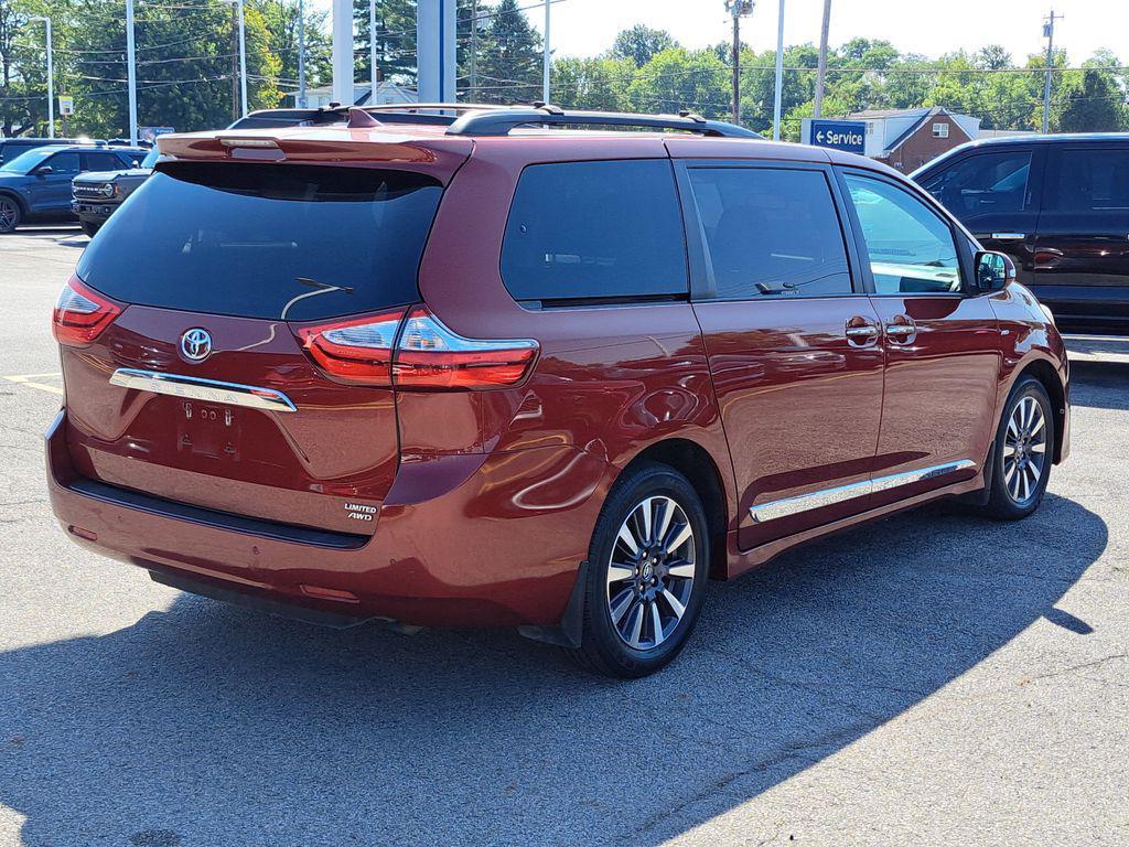 used 2018 Toyota Sienna car, priced at $16,950