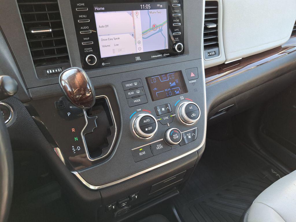 used 2018 Toyota Sienna car, priced at $16,950