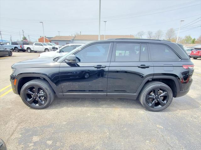 used 2022 Jeep Grand Cherokee car, priced at $30,950