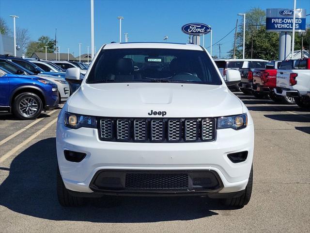 used 2022 Jeep Grand Cherokee car, priced at $28,158