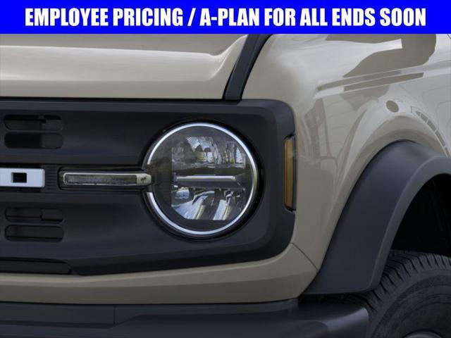 new 2025 Ford Bronco car, priced at $41,273
