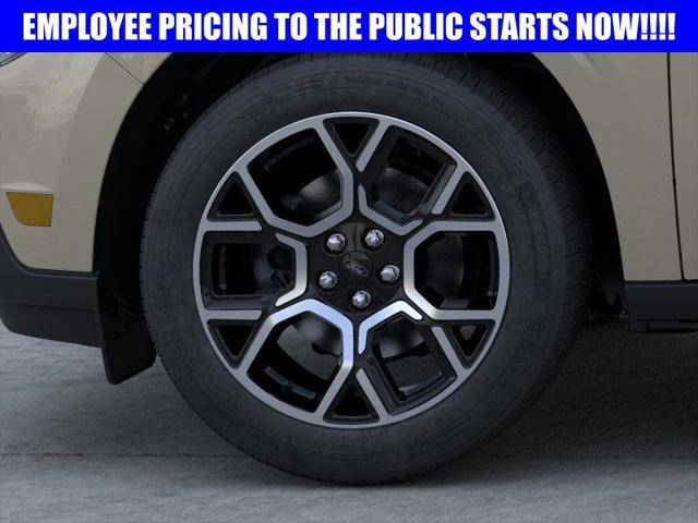 new 2025 Ford Maverick car, priced at $38,255