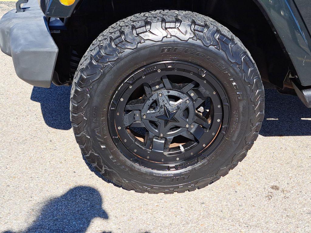 used 2010 Jeep Wrangler Unlimited car, priced at $7,950