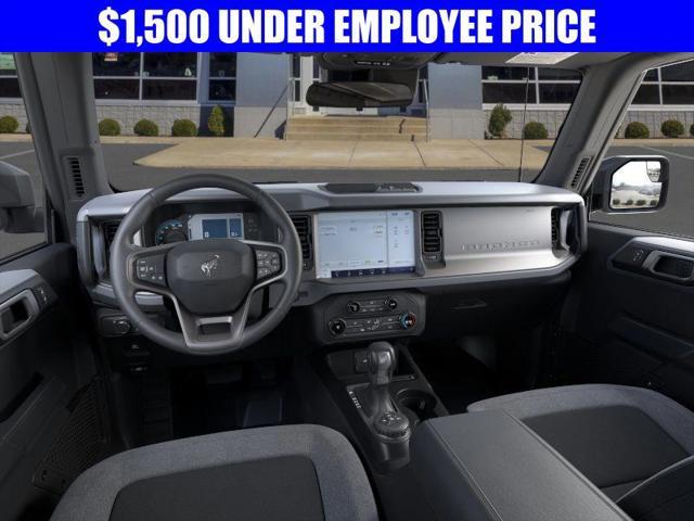 new 2025 Ford Bronco car, priced at $41,810