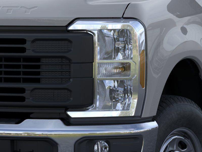 new 2025 Ford F-250 car, priced at $52,368