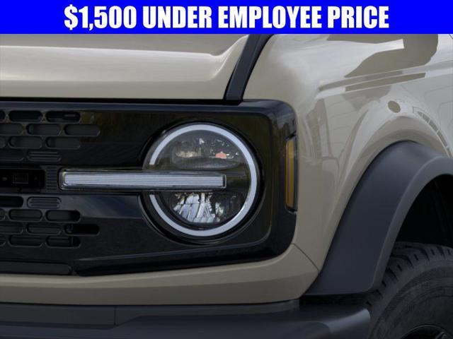 new 2025 Ford Bronco car, priced at $52,018