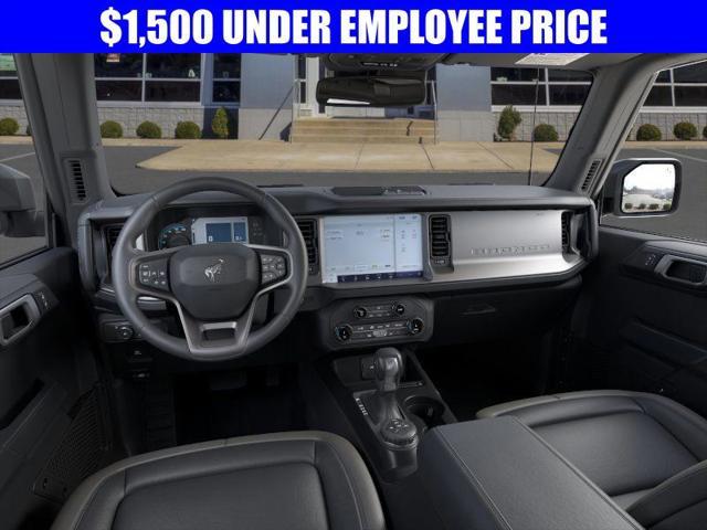 new 2025 Ford Bronco car, priced at $52,018