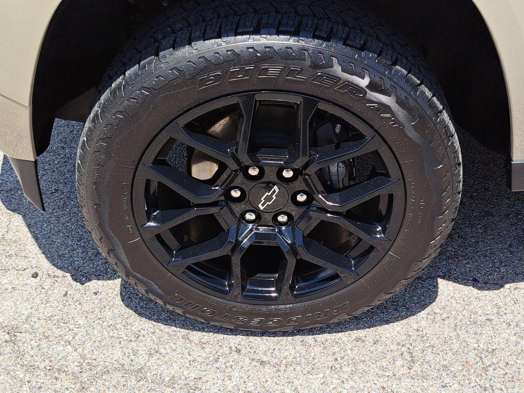 used 2024 Chevrolet Colorado car, priced at $42,350