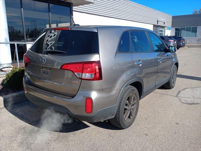 used 2015 Kia Sorento car, priced at $7,669