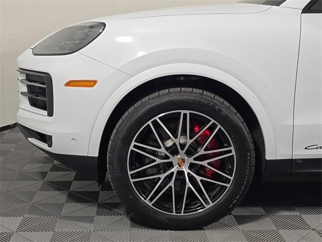new 2025 Porsche Cayenne car, priced at $139,415