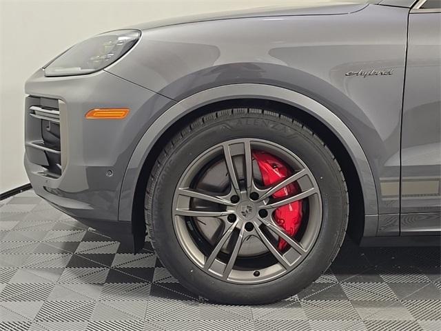 new 2025 Porsche Cayenne car, priced at $186,945