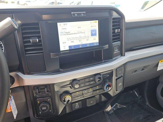 new 2025 Ford F-250 car, priced at $71,680