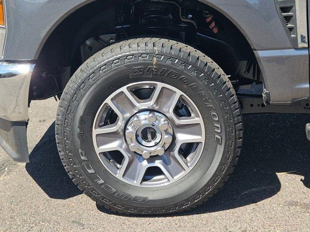 new 2025 Ford F-250 car, priced at $71,680