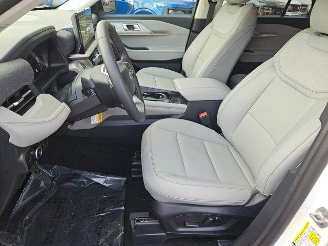 new 2025 Ford Explorer car, priced at $45,605