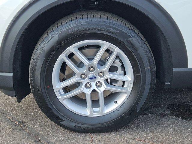 new 2025 Ford Explorer car, priced at $45,605