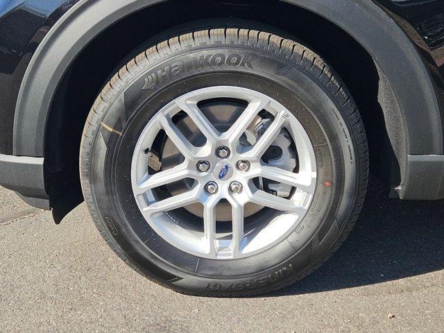 new 2025 Ford Explorer car, priced at $42,145