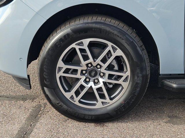 new 2025 Ford Expedition car, priced at $71,125