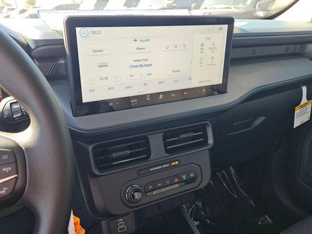 new 2025 Ford Maverick car, priced at $30,065