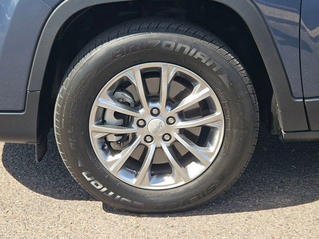used 2021 Jeep Cherokee car, priced at $18,317