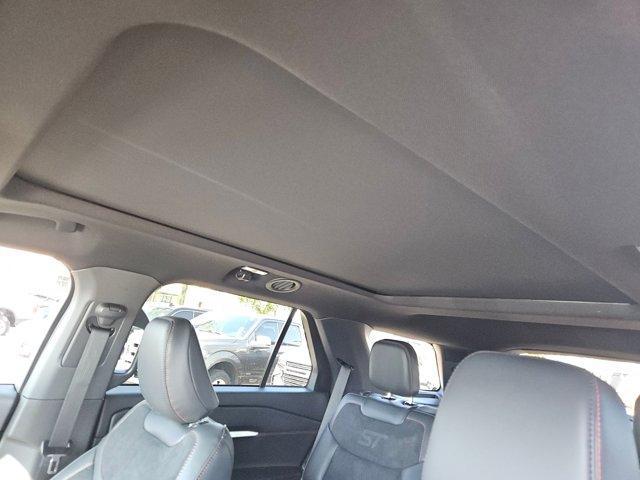 new 2025 Ford Explorer car, priced at $62,025