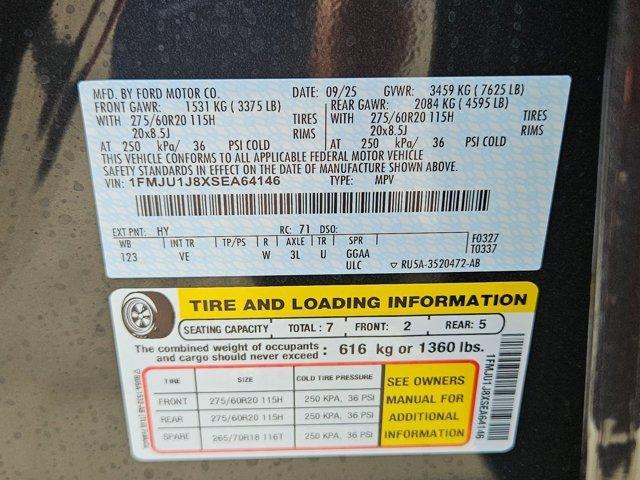 new 2025 Ford Expedition car, priced at $72,840