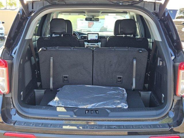 new 2024 Ford Explorer car, priced at $52,315