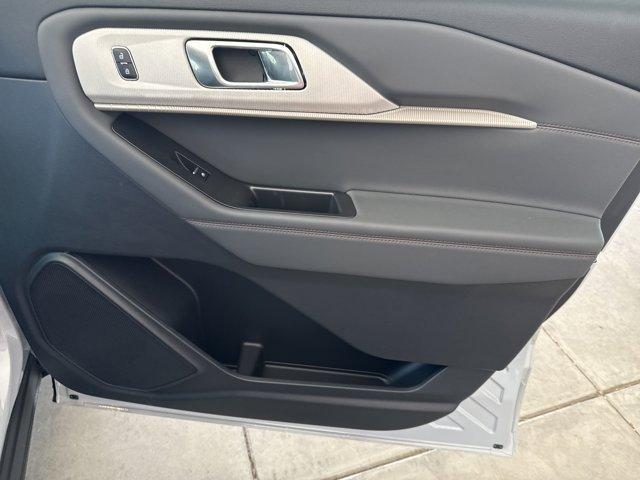 new 2025 Ford Explorer car, priced at $42,305