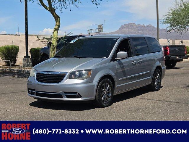 used 2014 Chrysler Town & Country car, priced at $11,664