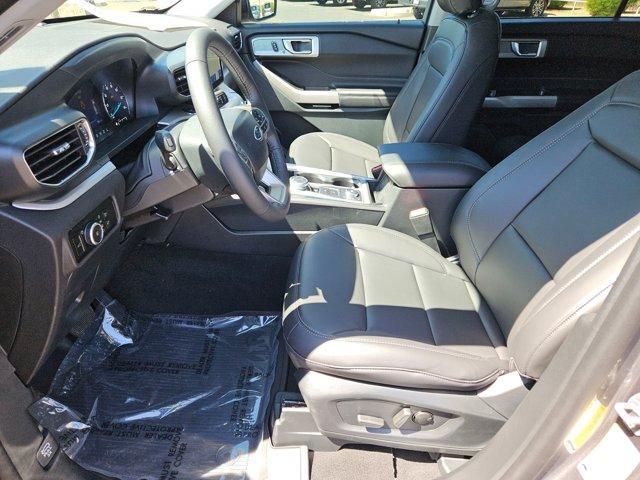new 2024 Ford Explorer car, priced at $52,275
