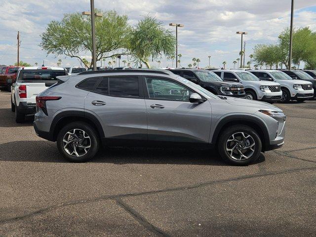 used 2025 Chevrolet Trax car, priced at $19,994