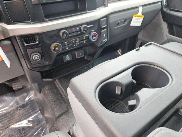 new 2025 Ford F-250 car, priced at $62,240